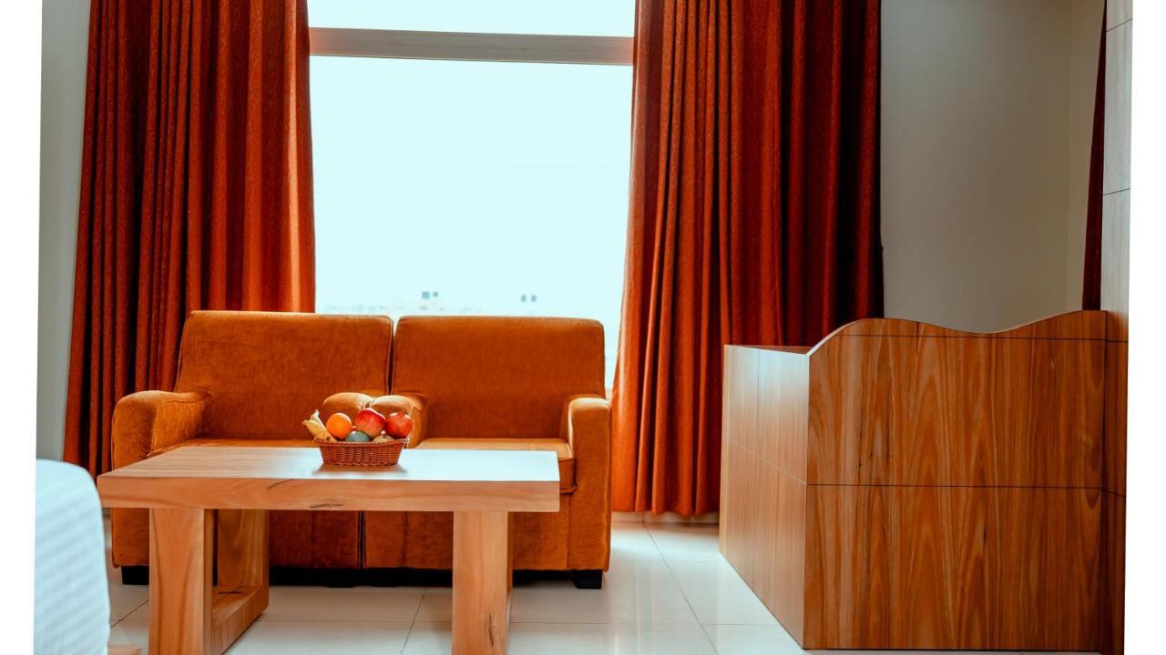 Hotel Dc Star ธาราพิธ ภายนอก รูปภาพ