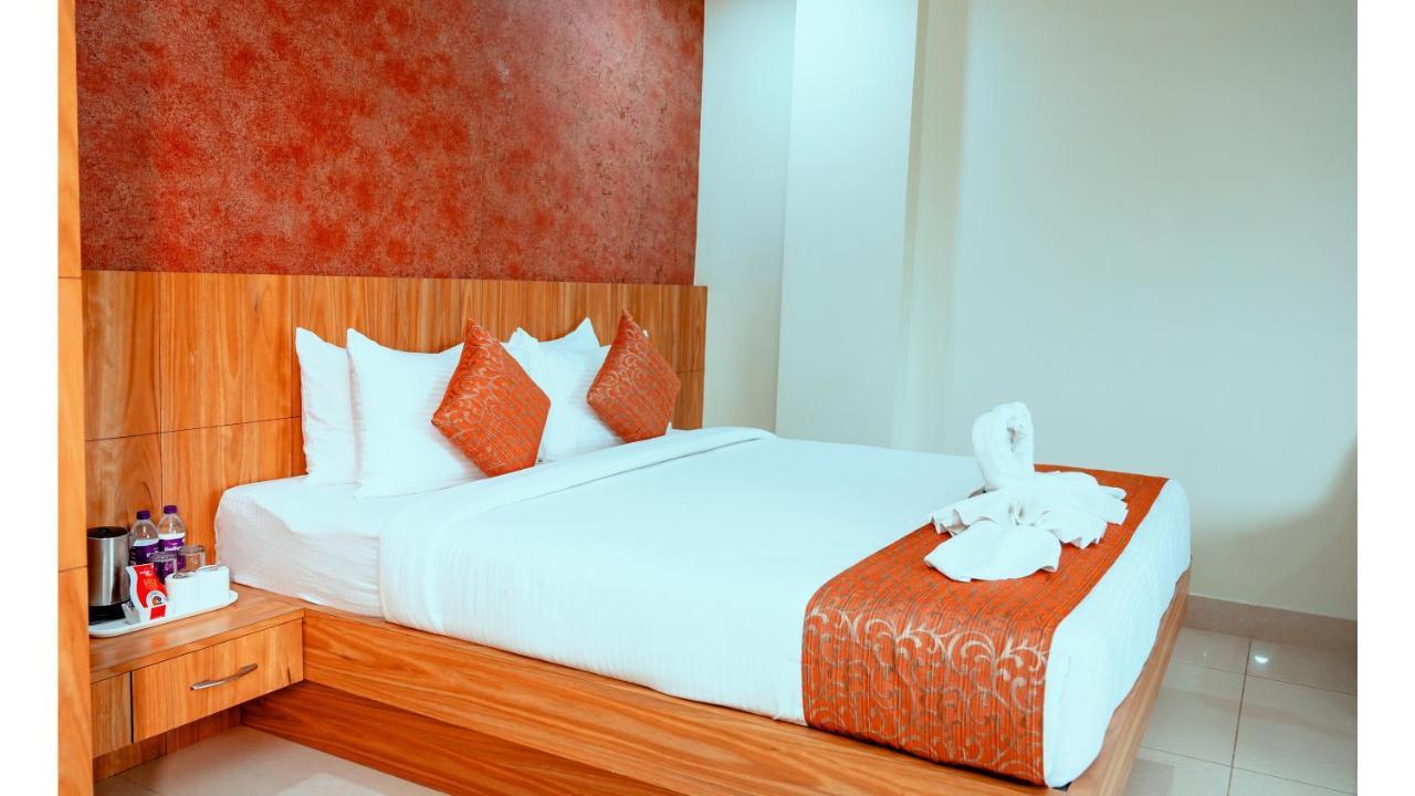 Hotel Dc Star ธาราพิธ ภายนอก รูปภาพ