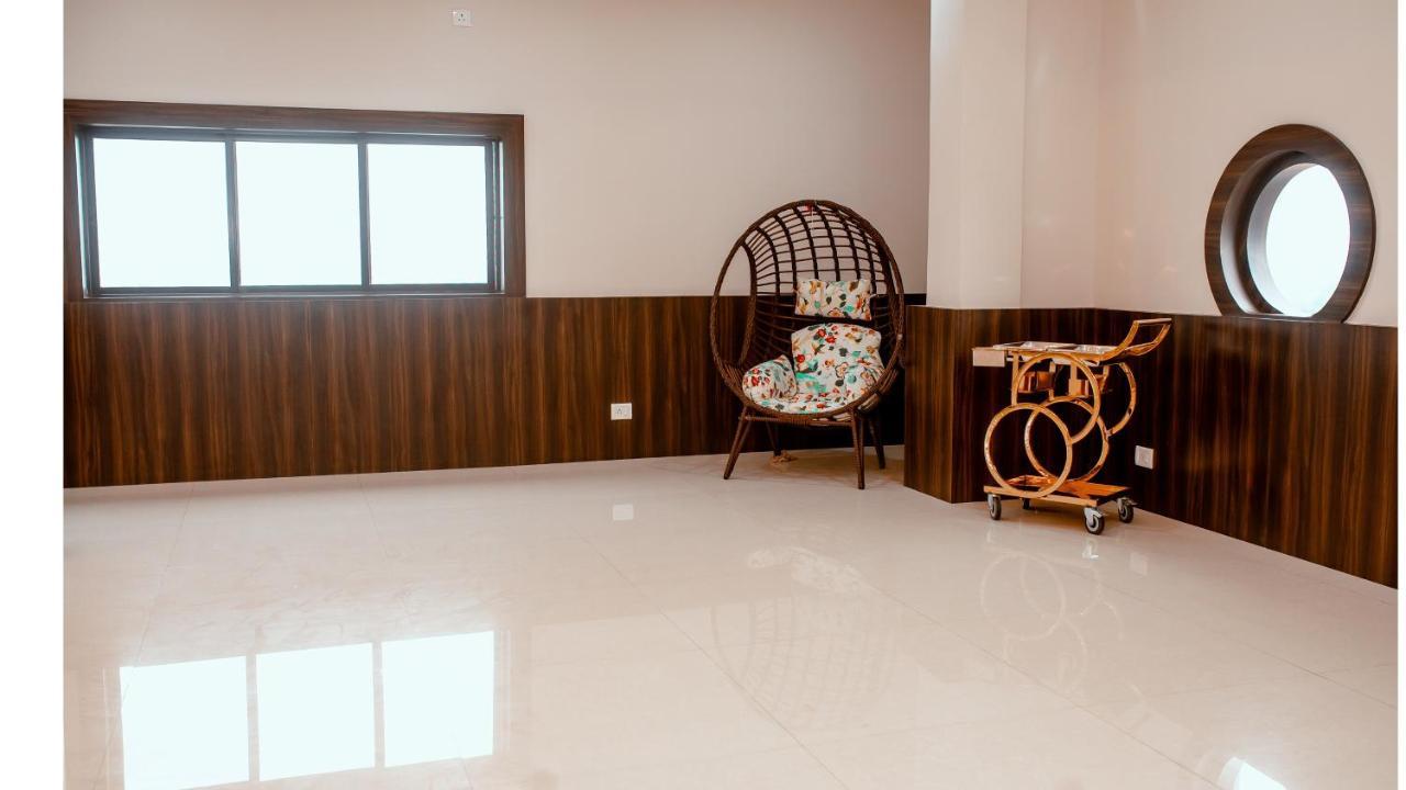 Hotel Dc Star ธาราพิธ ภายนอก รูปภาพ