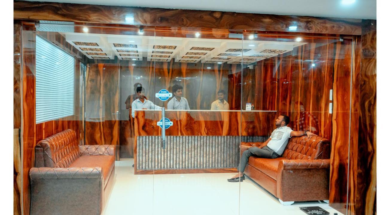 Hotel Dc Star ธาราพิธ ภายนอก รูปภาพ