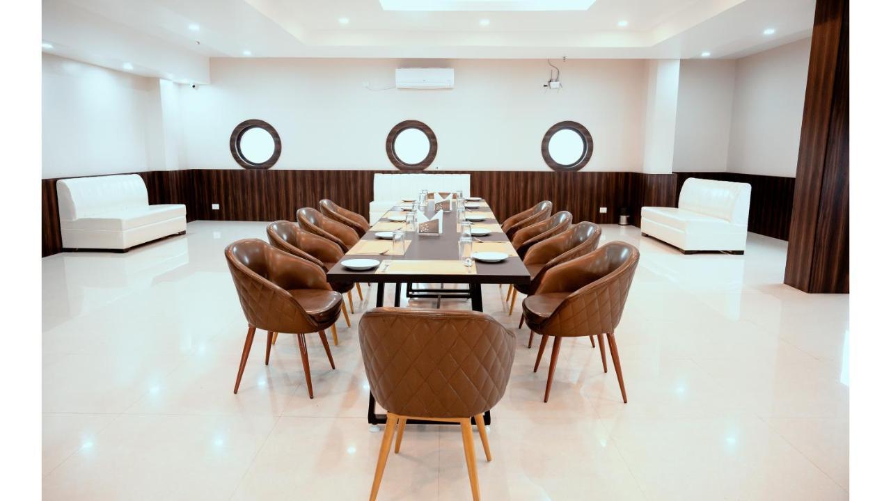 Hotel Dc Star ธาราพิธ ภายนอก รูปภาพ